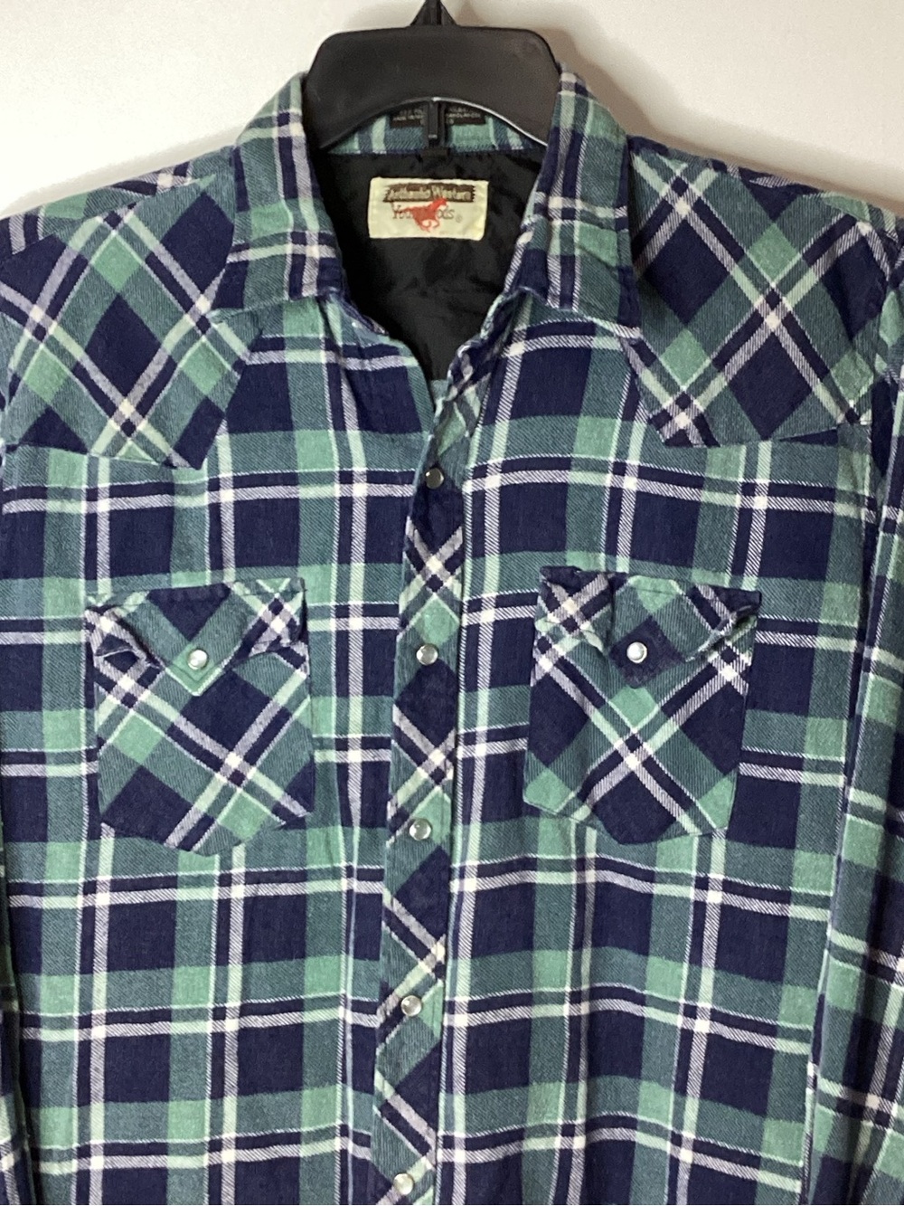 VTG Men's Plaid Button-Down Shirt in Navy and Mint - Casual Western Style